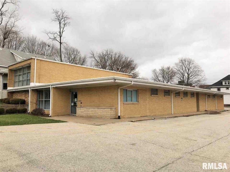 LDCRE - 387 E Grove St, Galesburg, IL 61401 Galesburg, Illinois